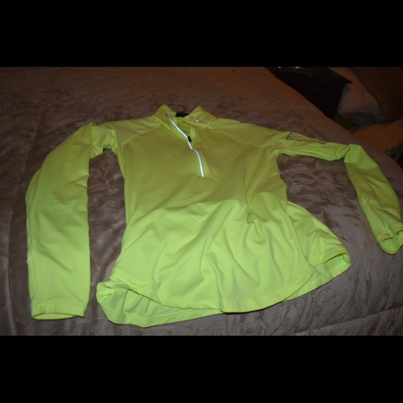 Under Armor Pullover - Picture 1 of 5